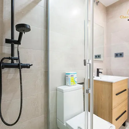Apartamento Ojana Centro Apartment *